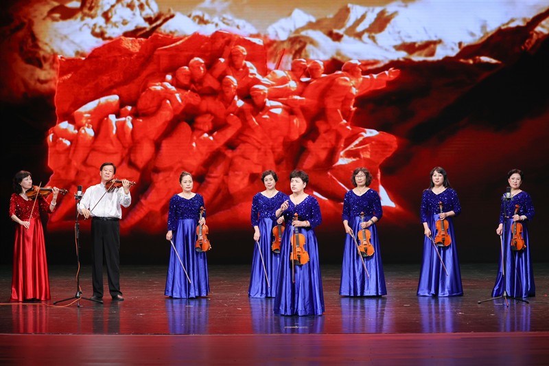 節(jié)目3詩與琴的和弦--CX3A7377.jpg 節(jié)目3詩與琴的和弦--CX3A7377.jpg