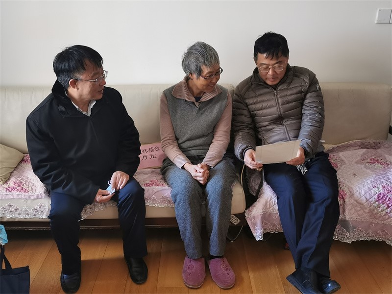 捐贈(zèng)讀信.jpg 捐贈(zèng)讀信.jpg