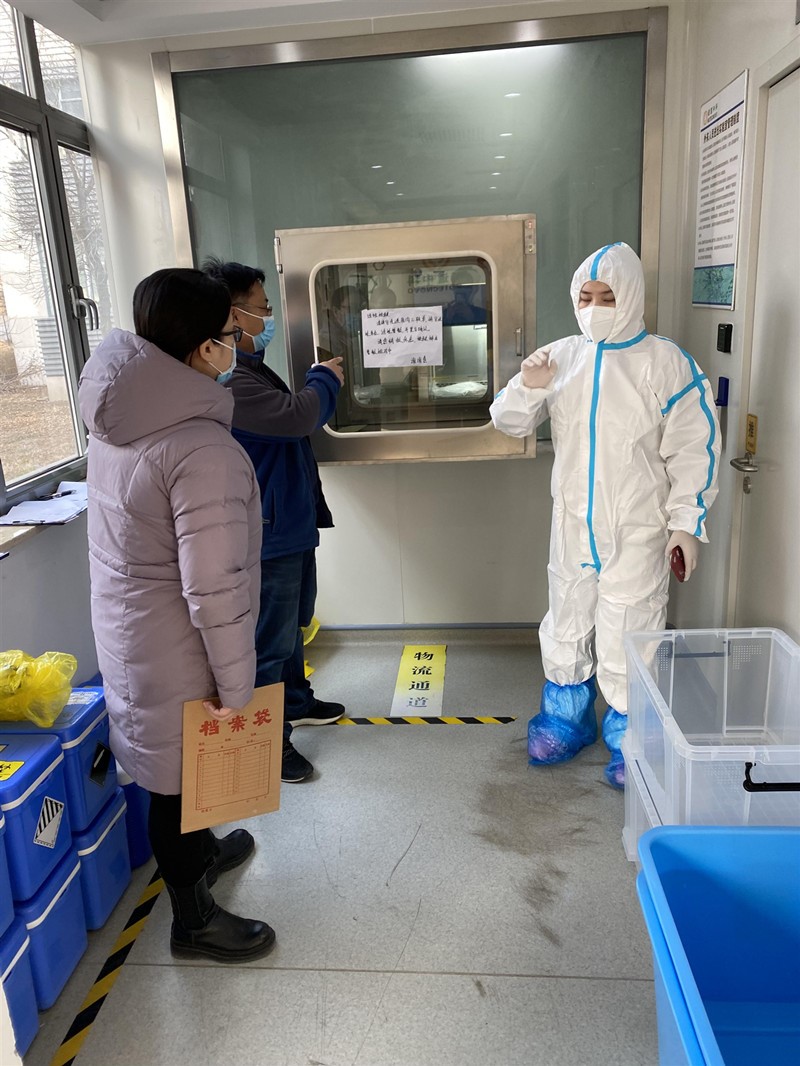 鮑會靜_副本.jpg 鮑會靜_副本.jpg