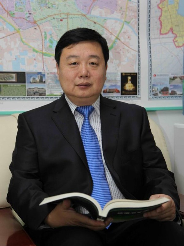 湯乃軍(網(wǎng)站用).jpg 湯乃軍(網(wǎng)站用).jpg