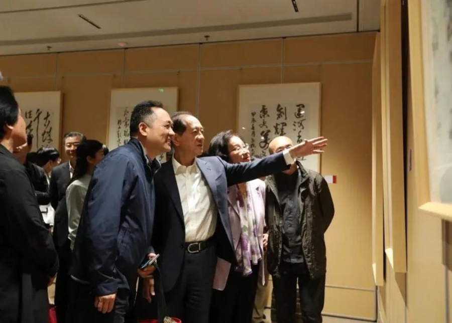 1000097220.jpg 1000097220.jpg