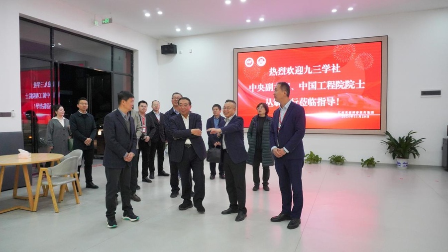 1000134320.jpg 1000134320.jpg