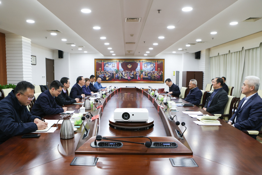 0916ce59b5ff9204bf5a1ddf52a3c1c.jpg 0916ce59b5ff9204bf5a1ddf52a3c1c.jpg