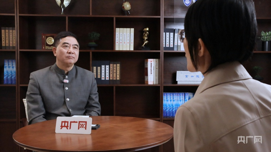 葛均波院士接受央廣網(wǎng)專訪(央廣網(wǎng)見(jiàn)習(xí)記者 何智康 攝).jpg 葛均波院士接受央廣網(wǎng)專訪(央廣網(wǎng)見(jiàn)習(xí)記者 何智康 攝).jpg