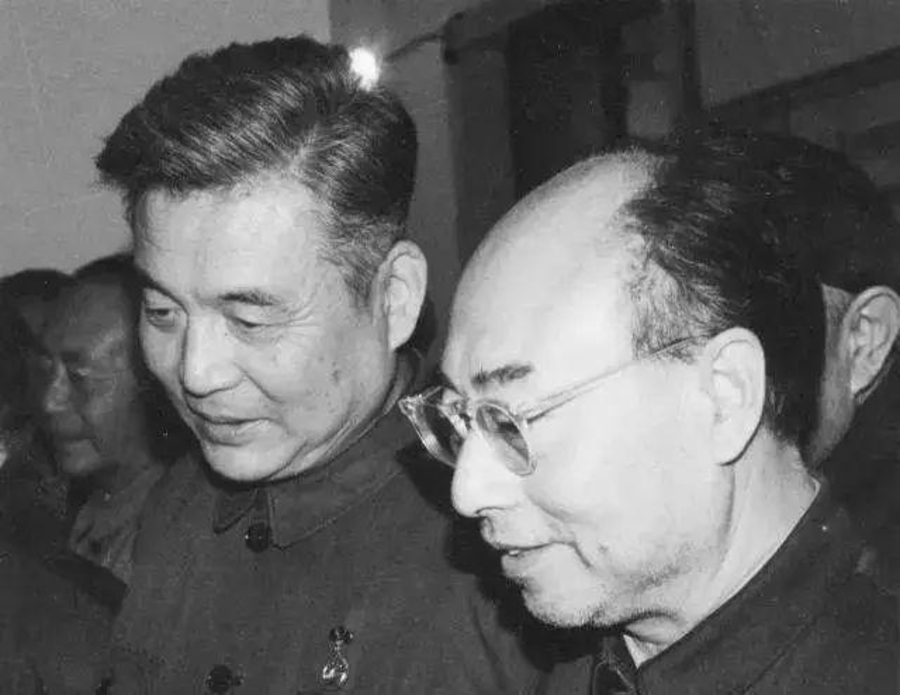 2 鄧稼先與于敏來源 四川兩彈一星干部學(xué)院.png 2 鄧稼先與于敏來源 四川兩彈一星干部學(xué)院.png